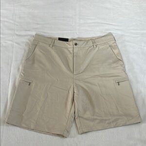 Izod Tan Golf Shorts with Flat Front Design